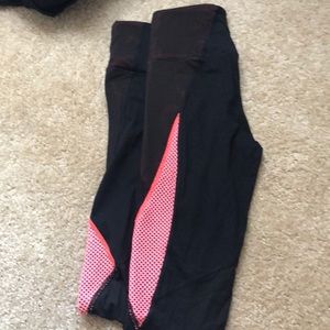 Victoria sport knockout pants size small